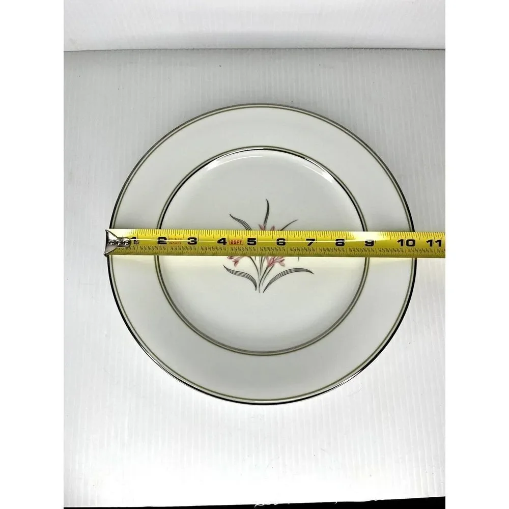 Noritake China Set of 2 Dinner Plates Kent #5422